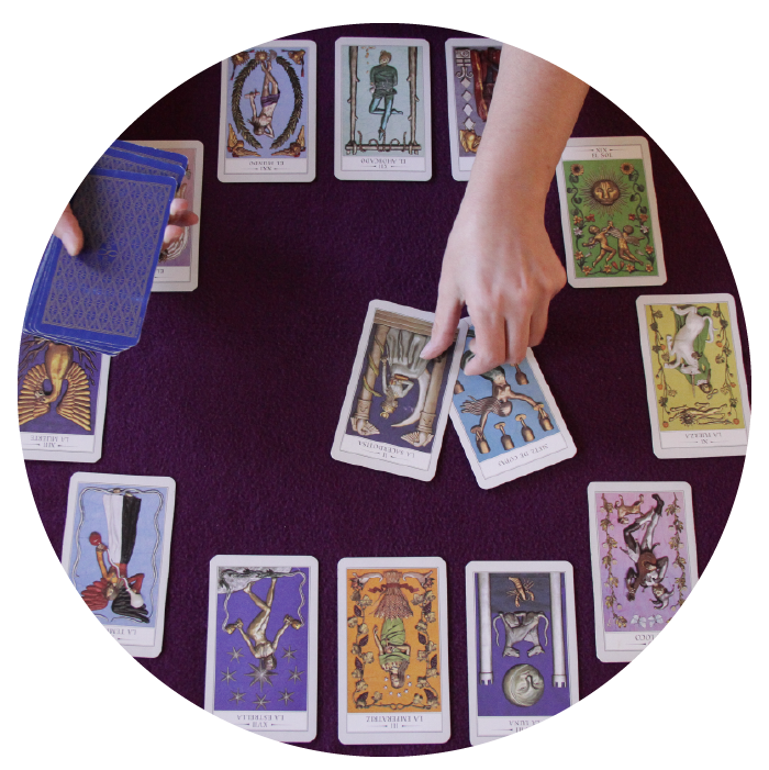 Haciendo una tirada de Tarot